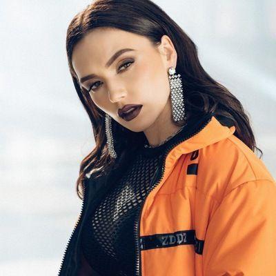 MollyDZ avatar
