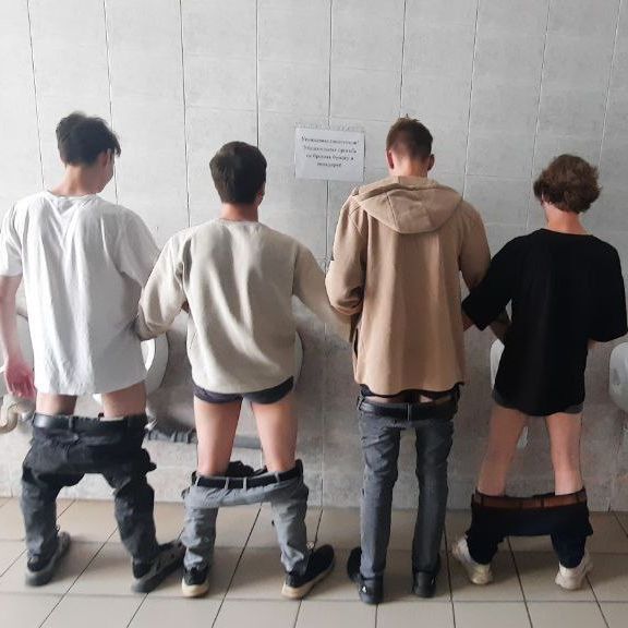 -8972-