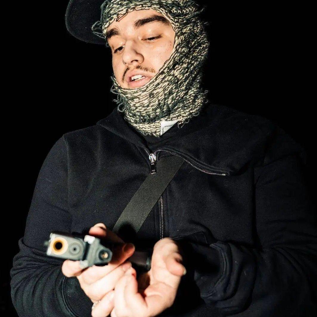vicaru66 avatar