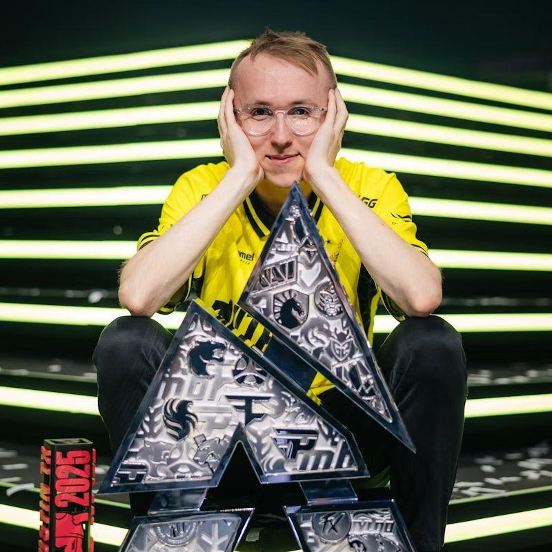Aleksivex avatar