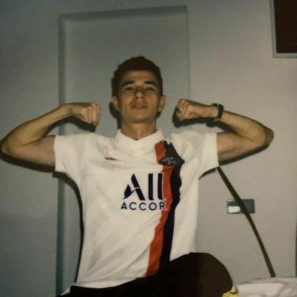 M1xqweee avatar