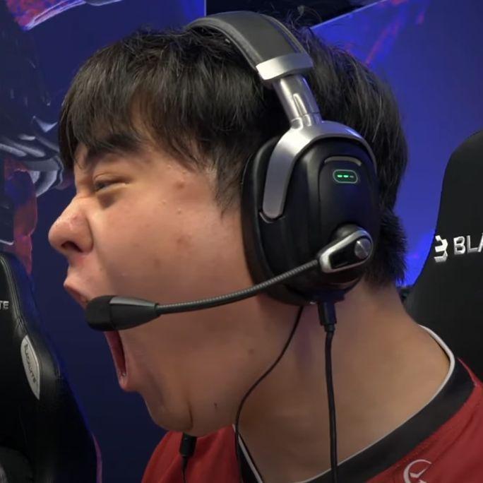 MikeFesis avatar