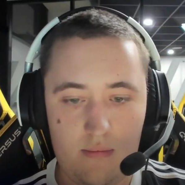 eyu_x