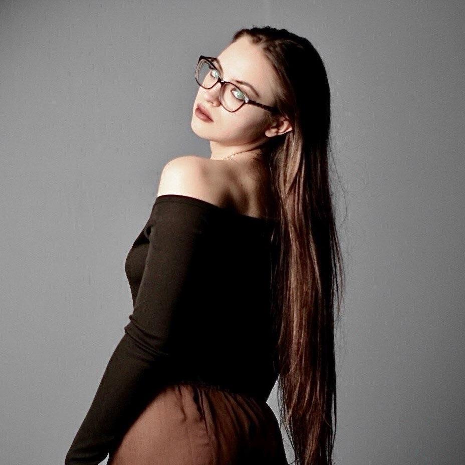 Alinia avatar