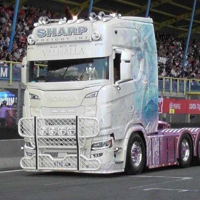 ScaniaV8 avatar