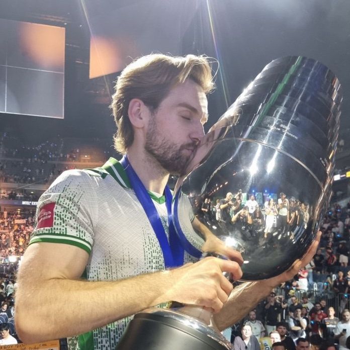 algoR17M FACEIT avatar