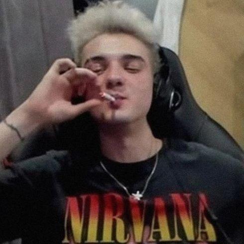 Fl1keR666 avatar