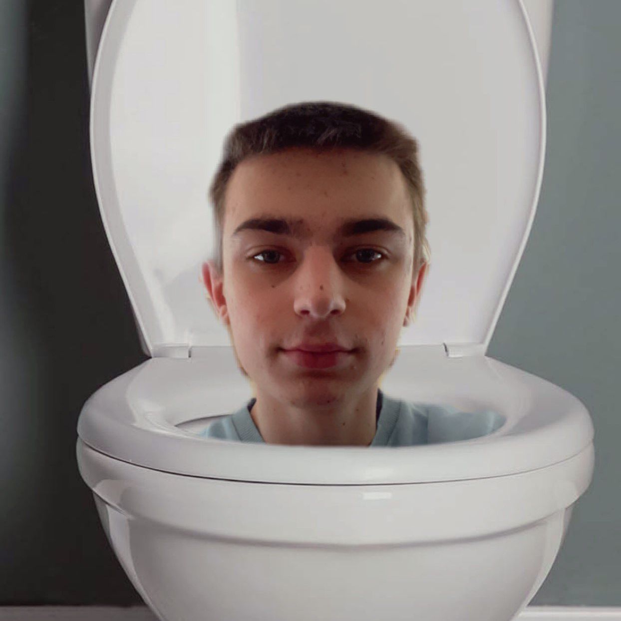 Kuzyc Carryuje