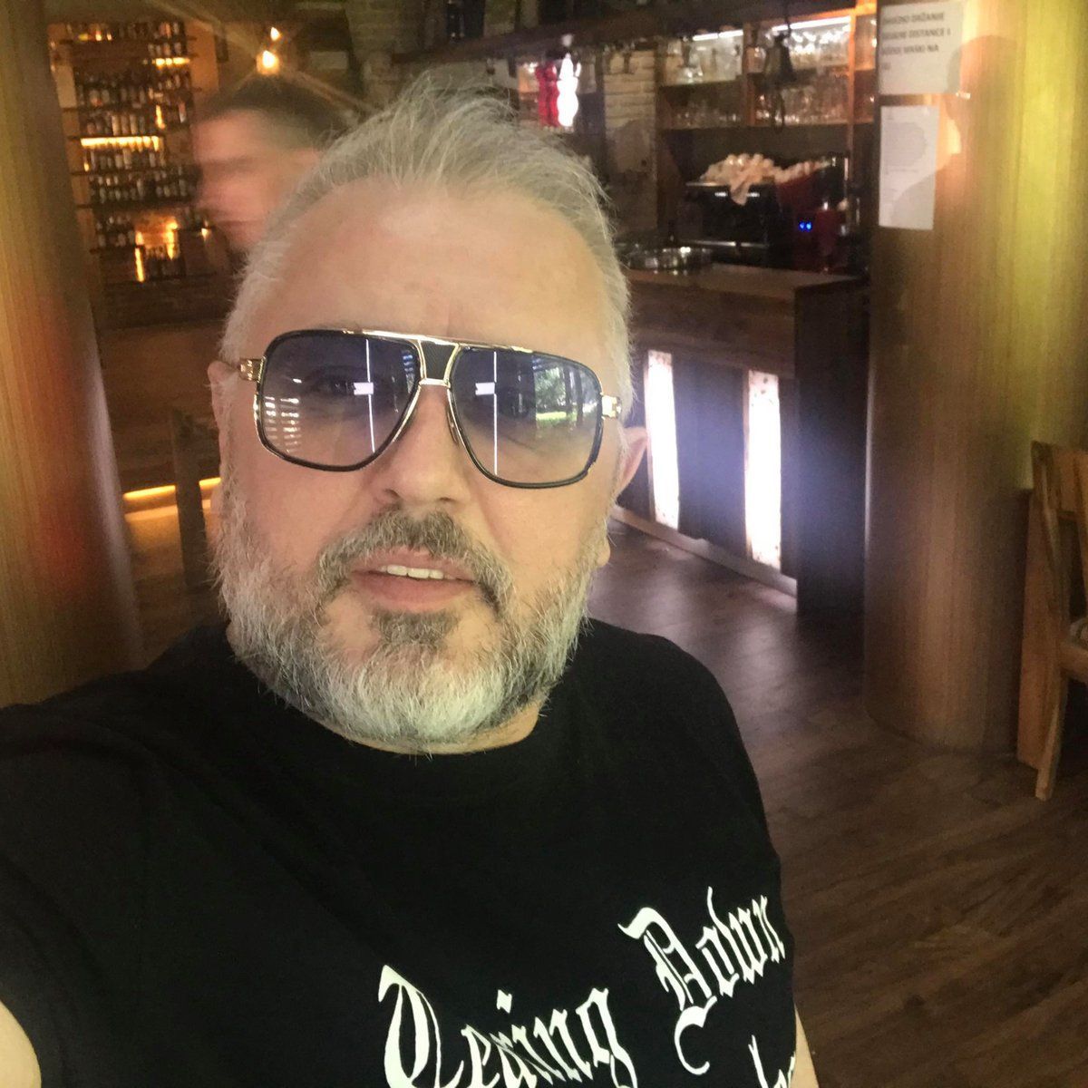 LJUBI_FACKO avatar
