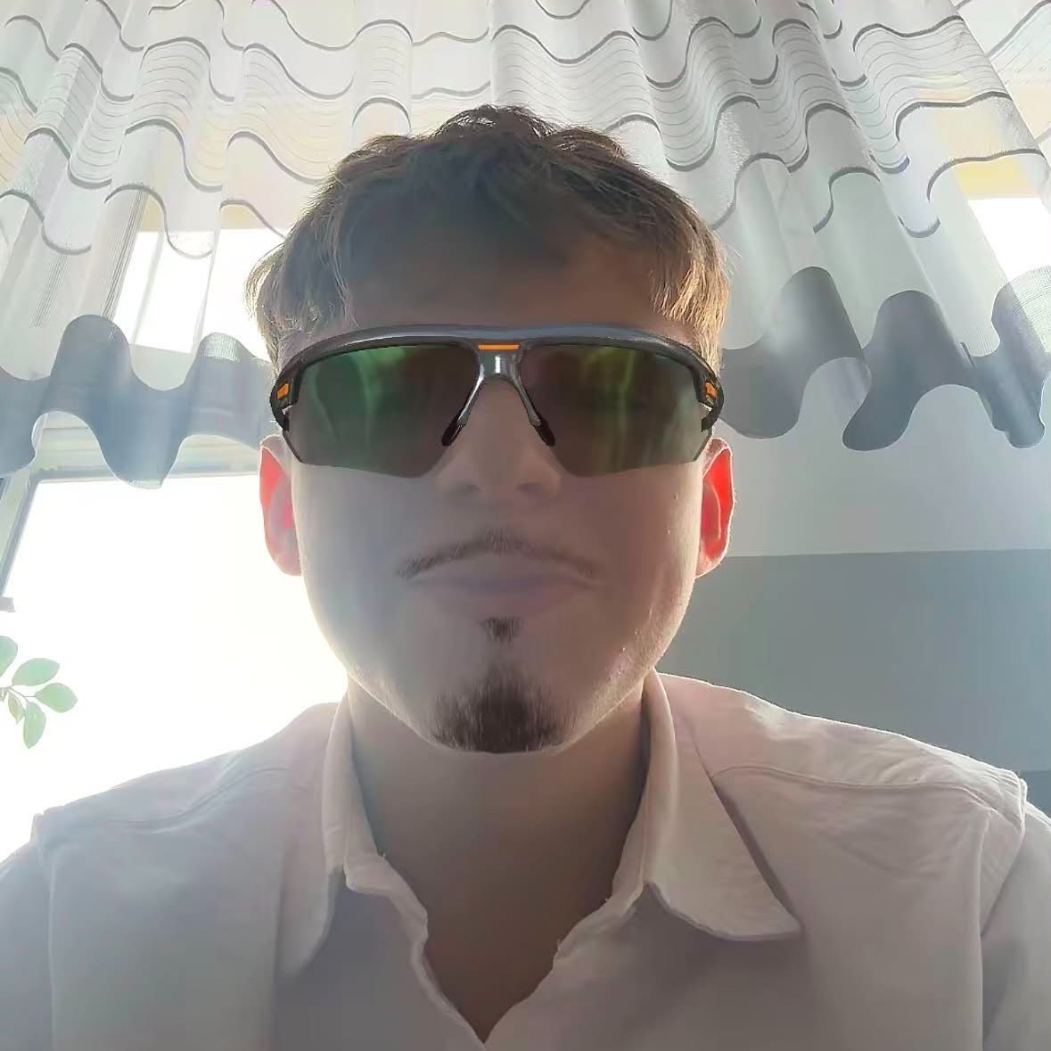mater-_- FACEIT avatar