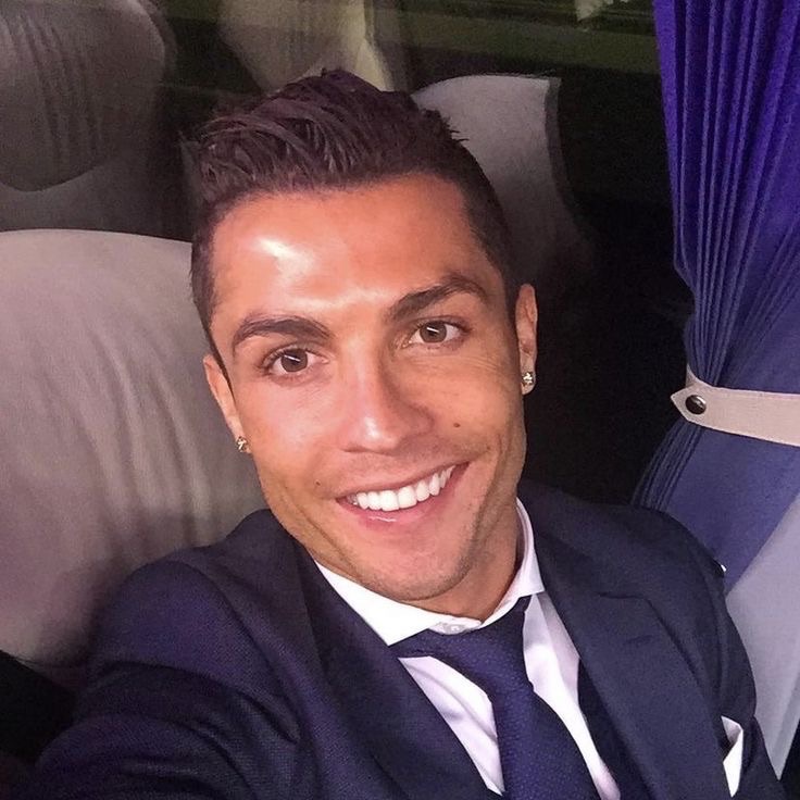 GOAT_CR7_