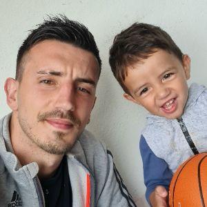 Gugi7 avatar
