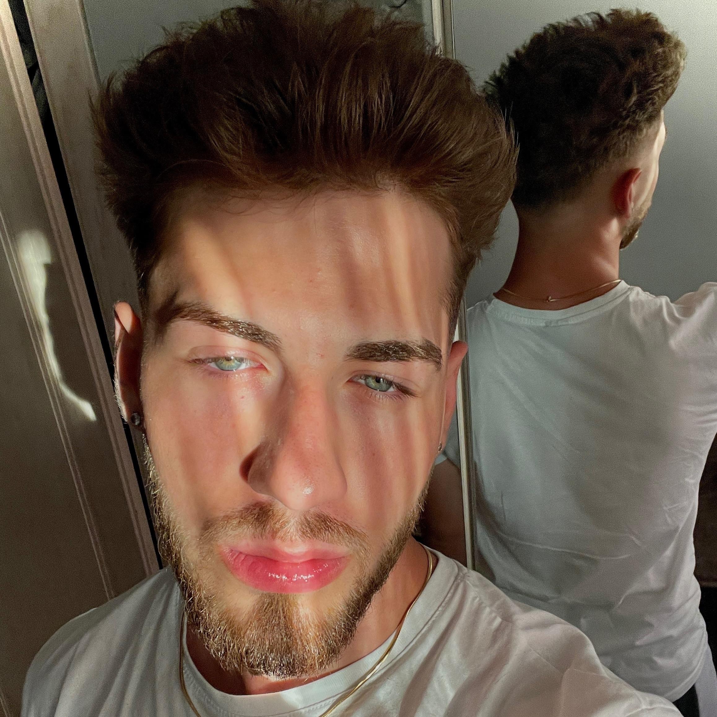 GoguPatron avatar
