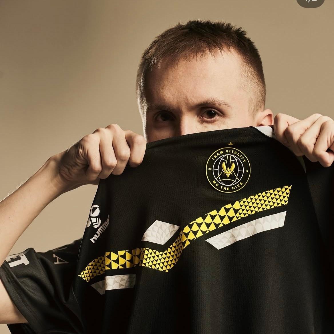 AlymGunn avatar
