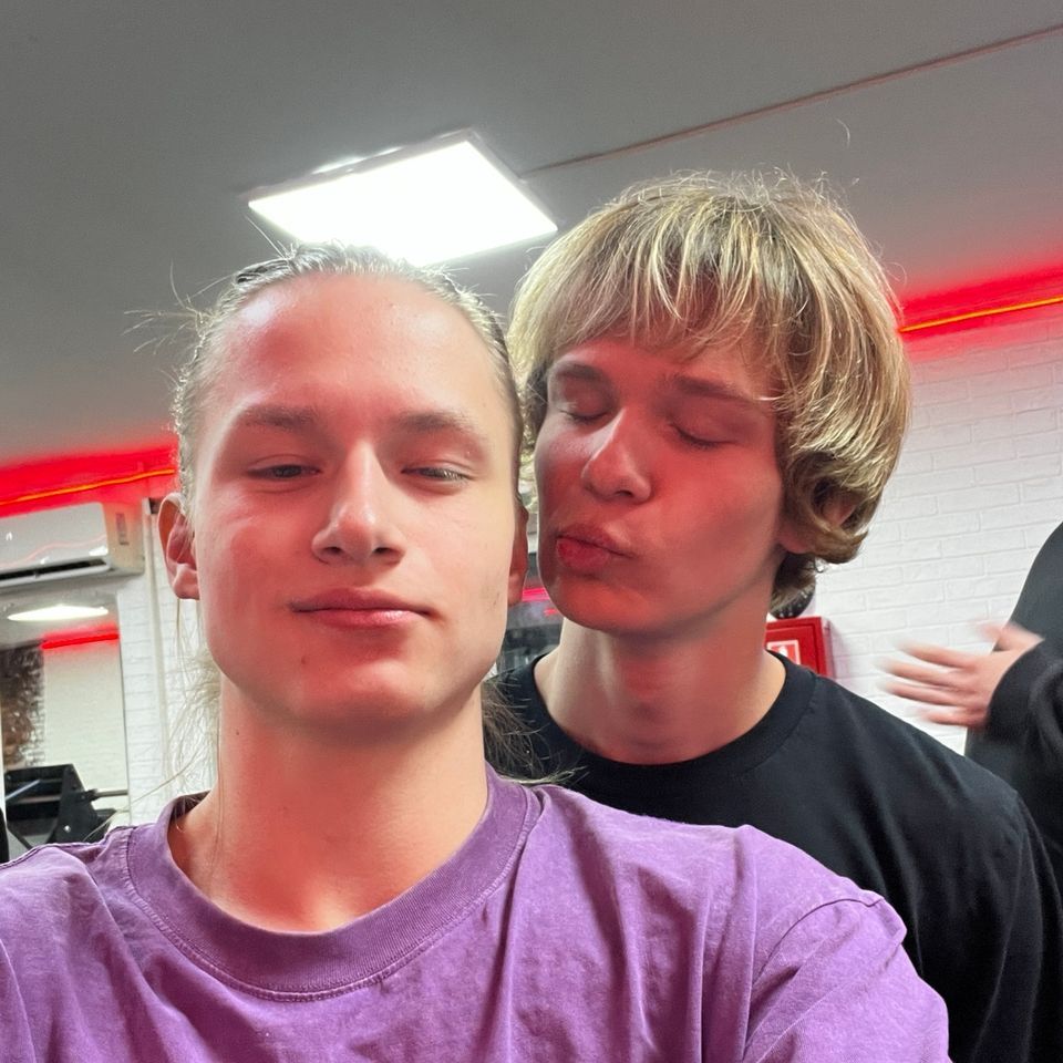 AHAHAHAPIZDA