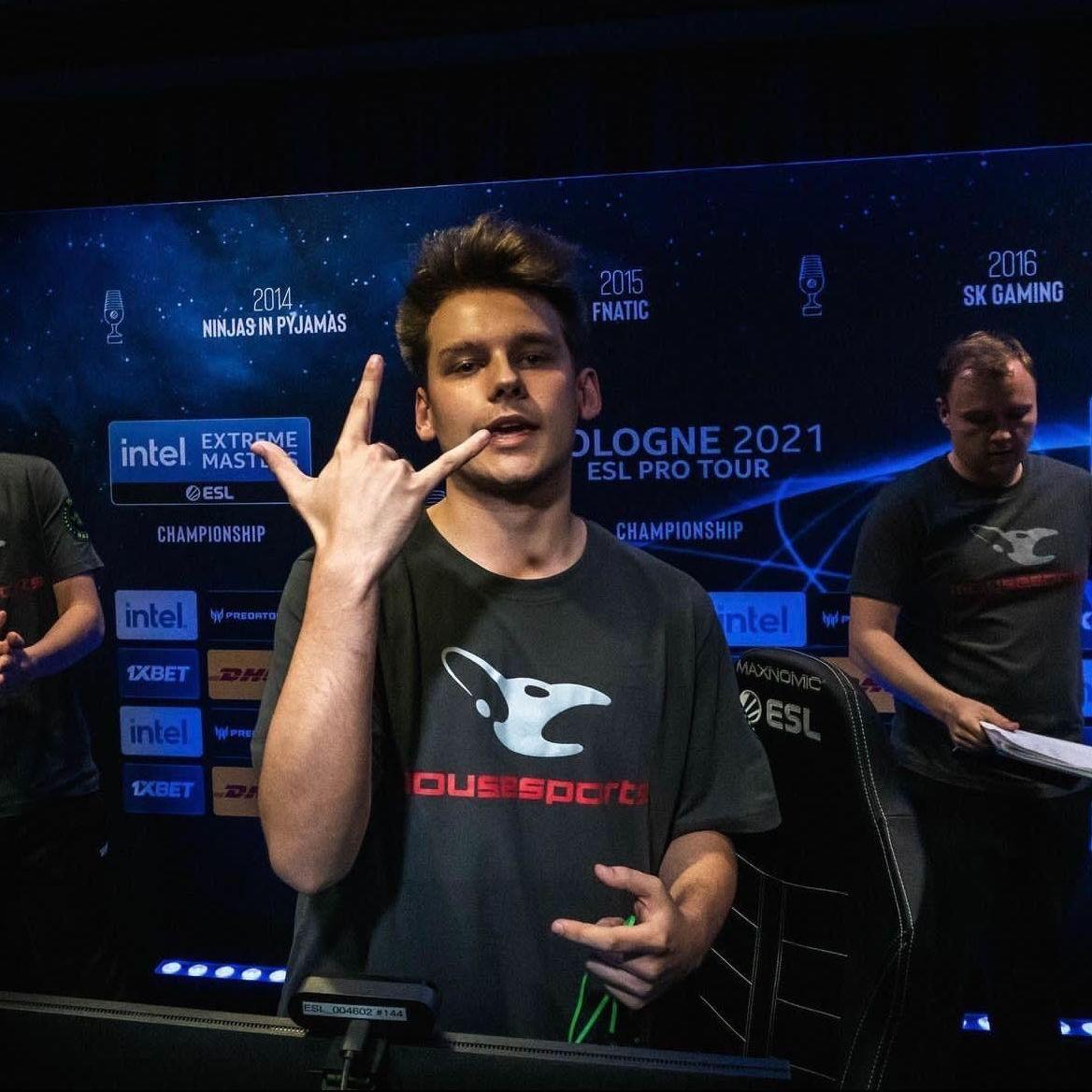 Faceit avatar