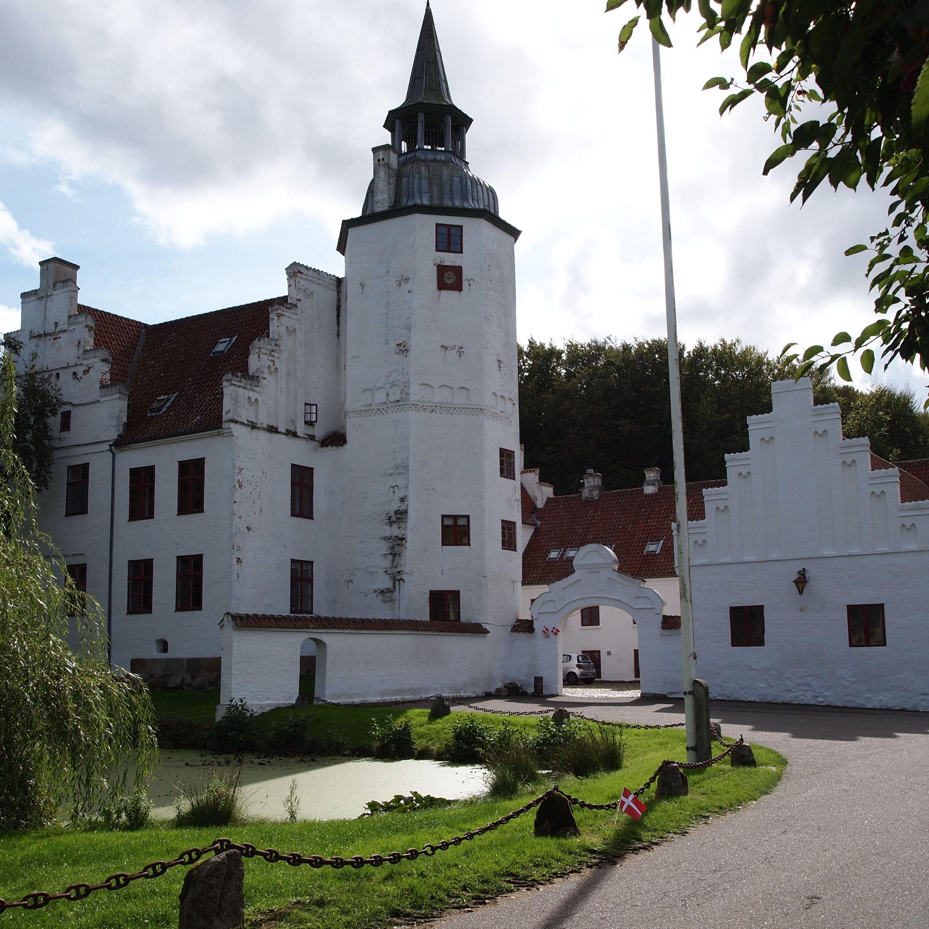 Rydhave Main