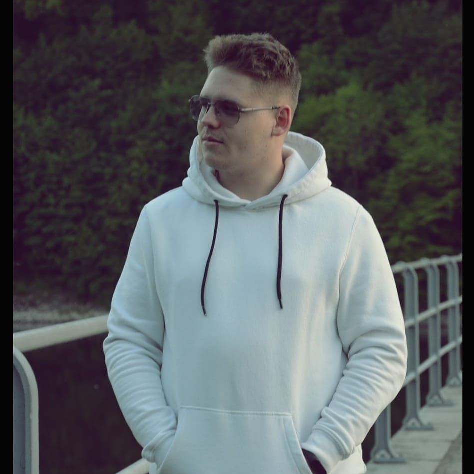 KrzyQ02