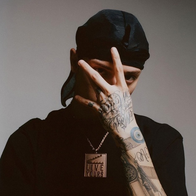 VVVETEMENTS avatar