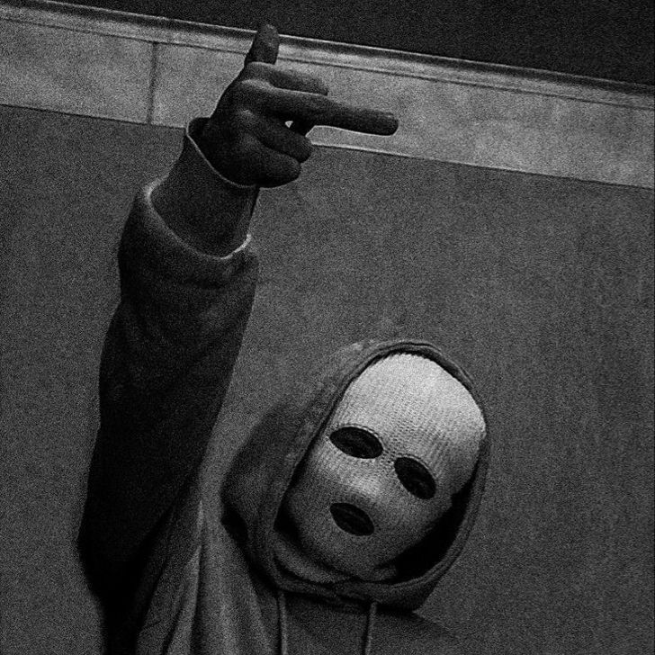 tr1ti_peek