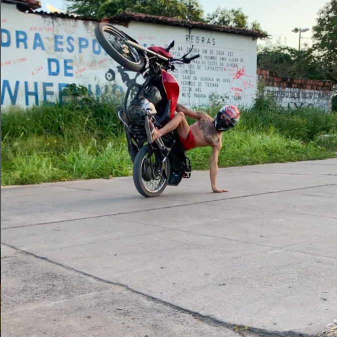 FAVELA244